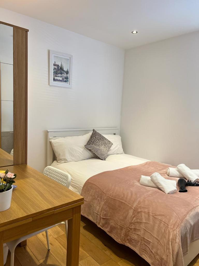 Cosy Private Rooms Near Euston Station, Central London Exteriör bild