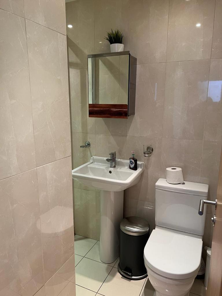 Cosy Private Rooms Near Euston Station, Central London Exteriör bild