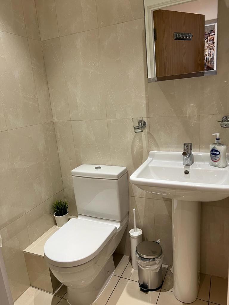 Cosy Private Rooms Near Euston Station, Central London Exteriör bild